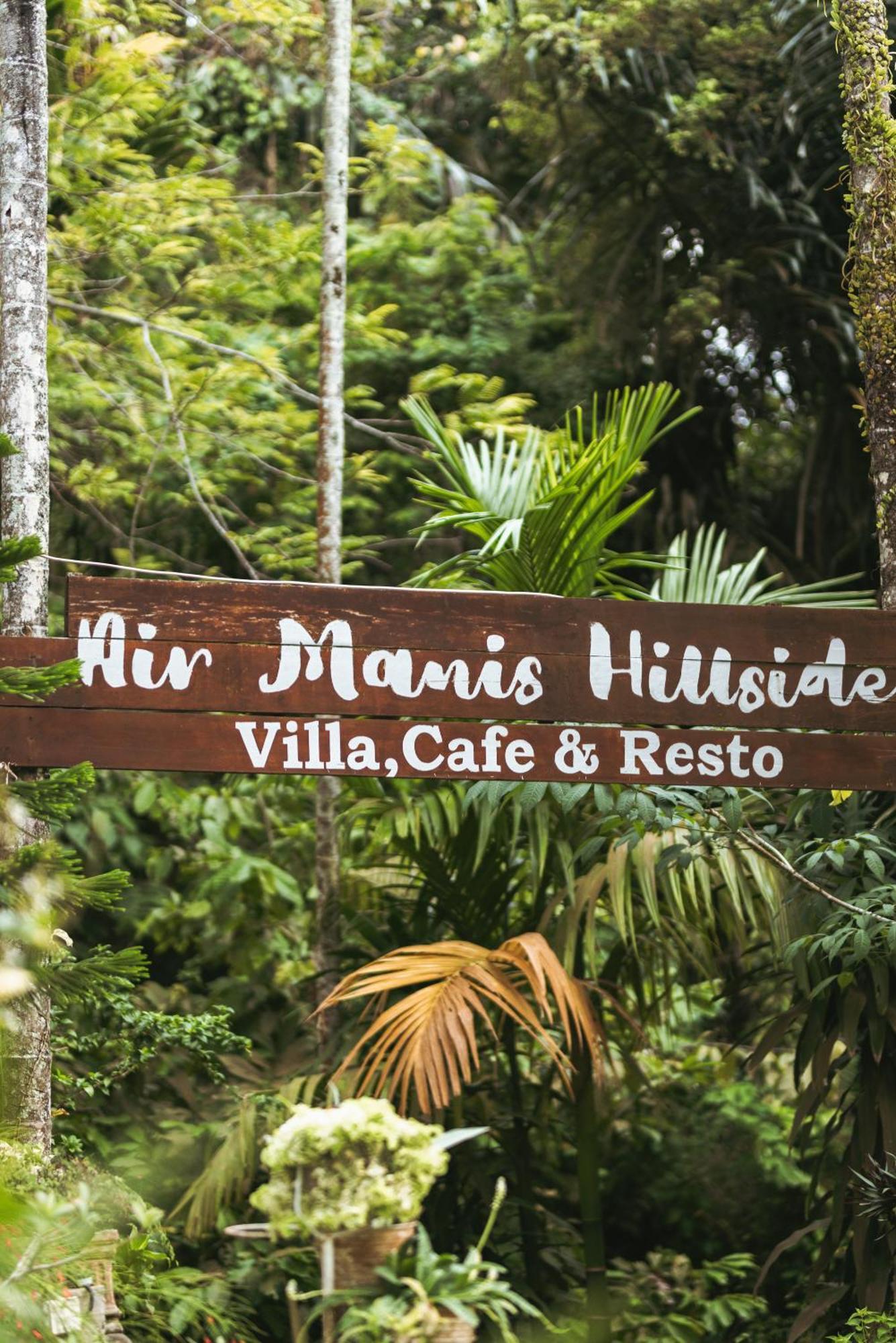 Air Manis Hillside Villa Cafe & Resto パダン エクステリア 写真